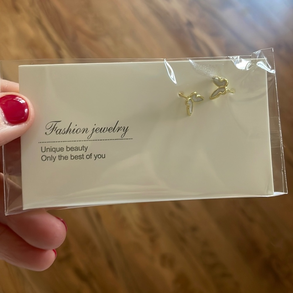 NWT Small White Butterfly Stud Earrings